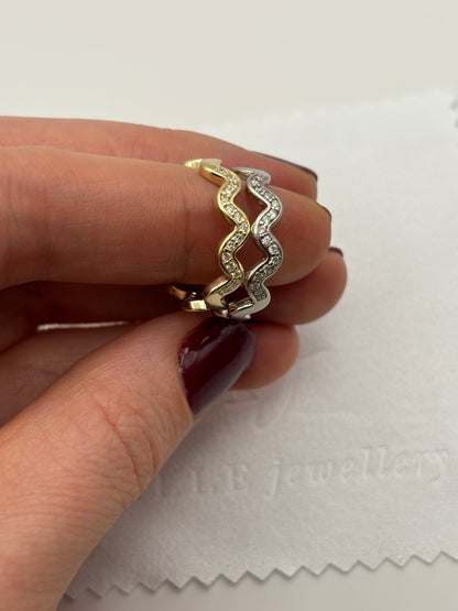 Wave Style Diamond Ring