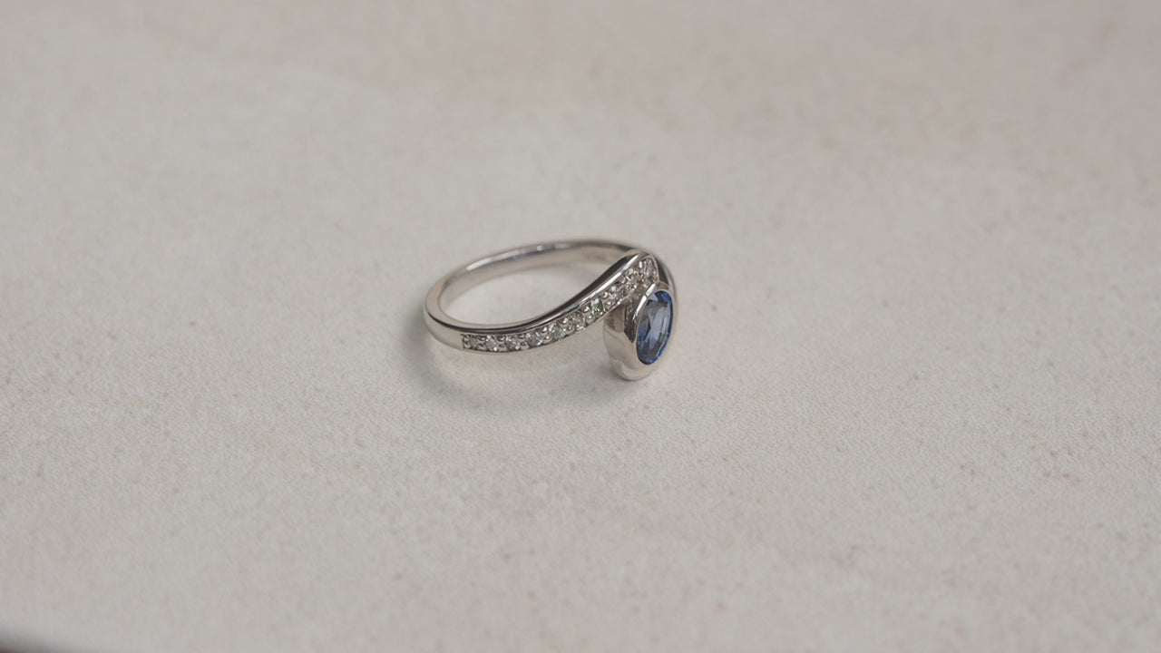 Sapphire White Gold 9k Ring